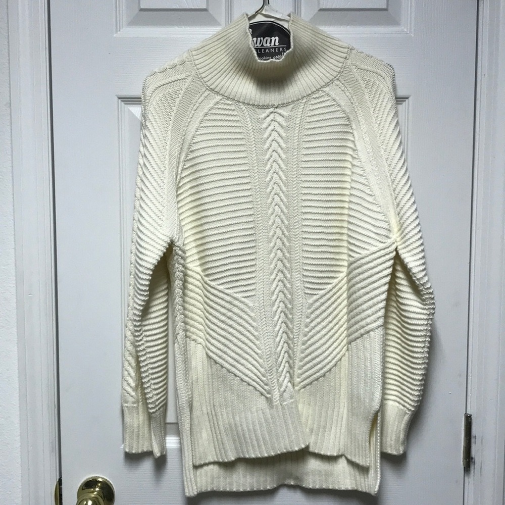 Banana Republic Sweater